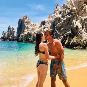 Meet your Posher, Hunter